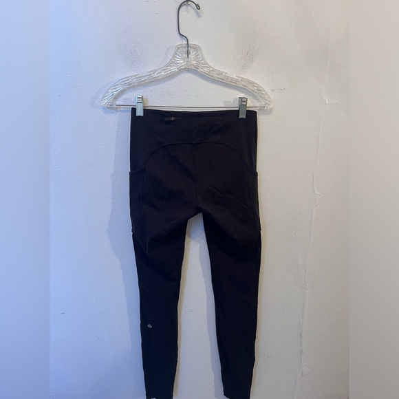 Lululemon Speed Up Tight 28" Black Size 4 Full on Luxtreme - Picture 4 of 6